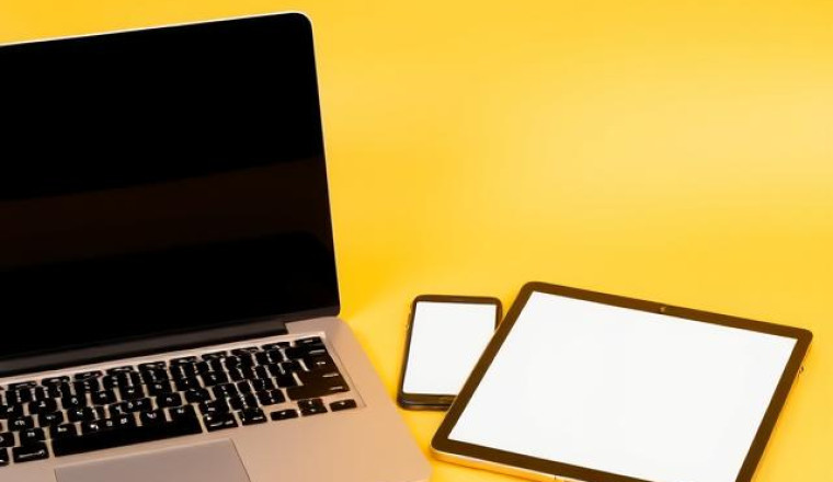 Navigating the Online Marketplace: Gumtree vs Freeads vs Facebook Marketplace and Beyond