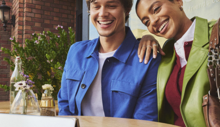 Androidvenezuela announces Motorola's latest Razr