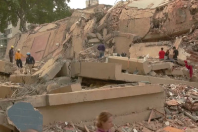 World rallies behind Venezuela as US, Cuba, Iran and others launch earthquake rescue effort