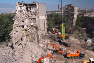 Ukraine and Russia vow to intensify attacks after deadly Kyiv barrage