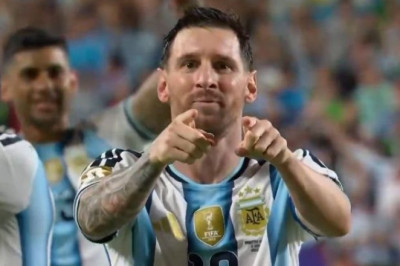 Messi inspires stunning Argentina comeback as holders beat Egypt in World Cup classic