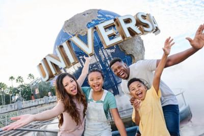UK may be launching their own Disneyland Paris style park. The park, named Universal Studios will be in Bedford.